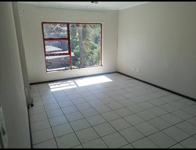 1 bed property to rent in BASSONIA